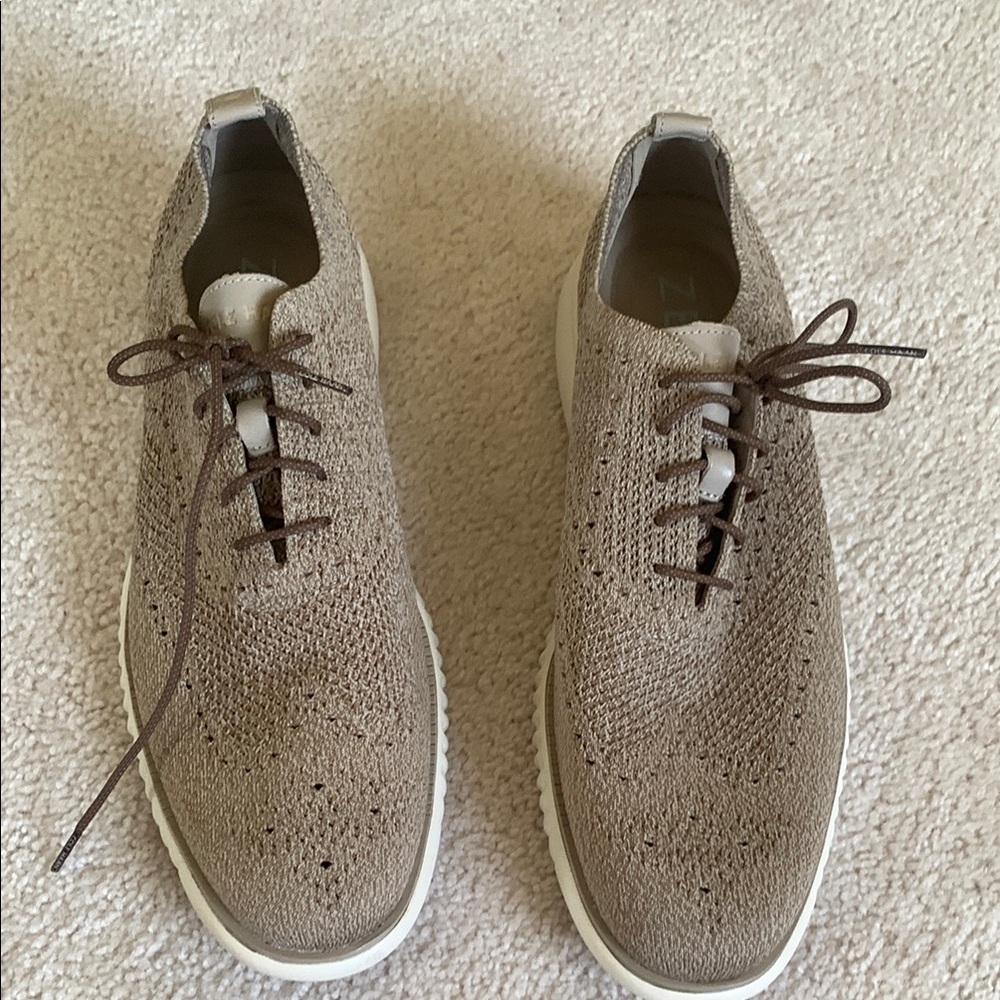 NWOT men’s tan shoes  eith Lightweight Sole